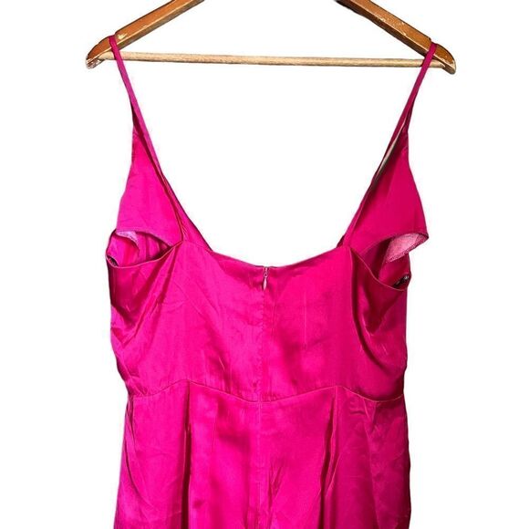 NWT! Missguided satin wrap front strappy jumpsuit - Picture 5 of 13